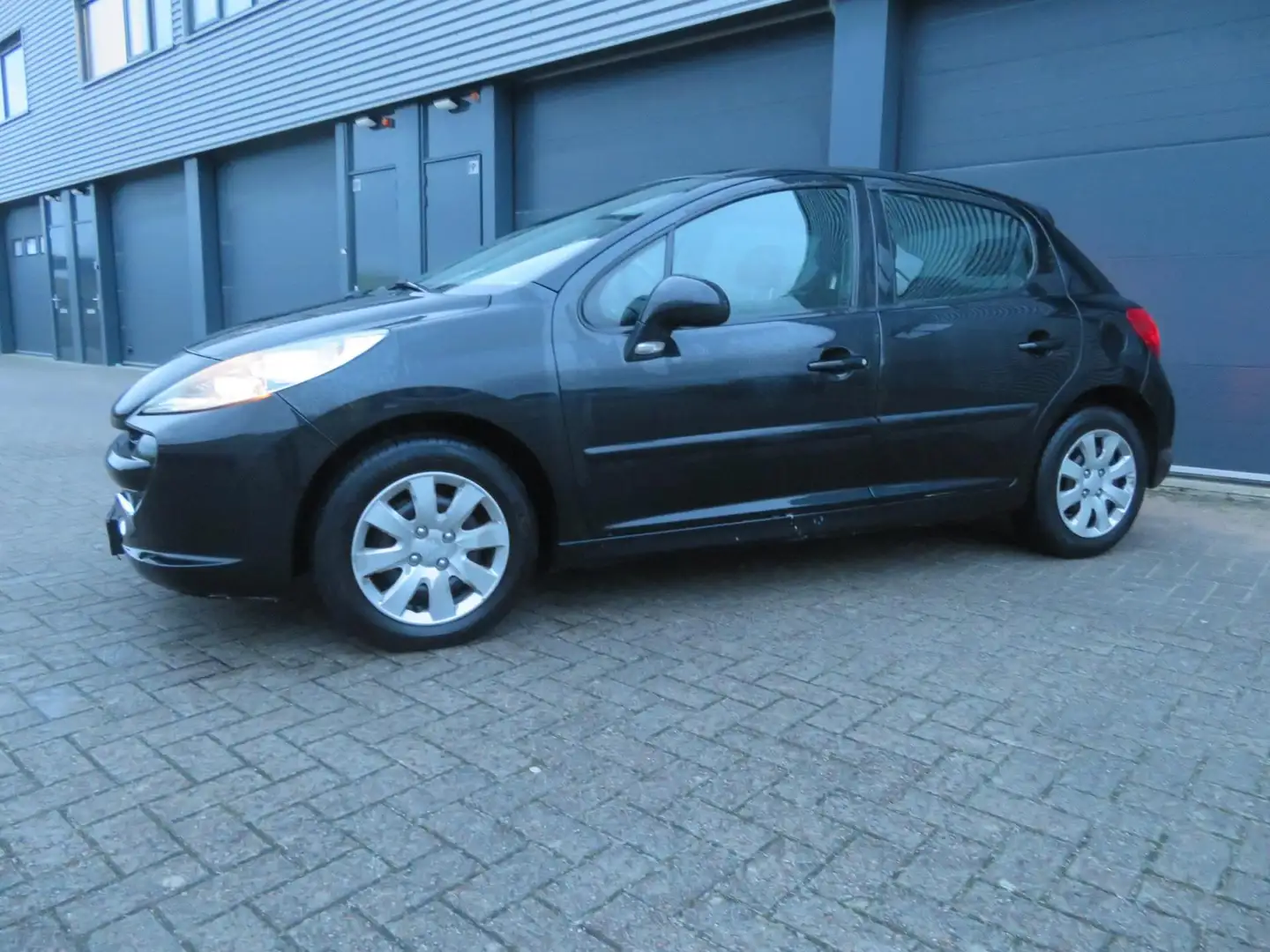 Peugeot 207 1.4 VTi XS 5 deurs Zwart - 2