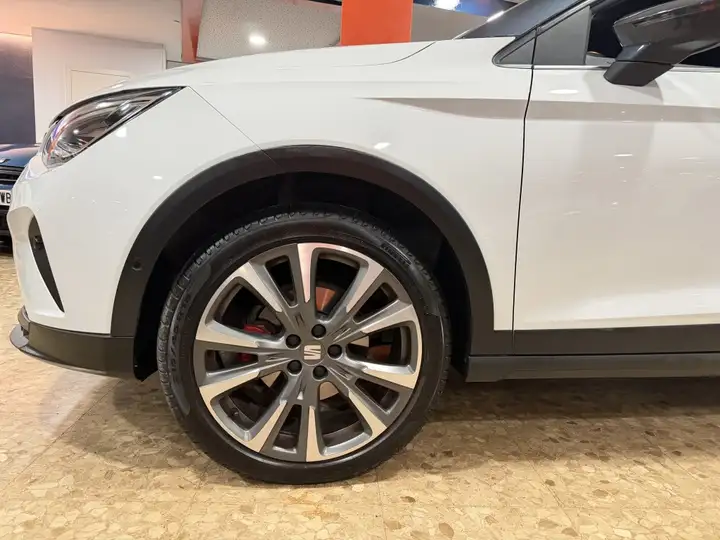 SEAT Arona 2025, foto 23
