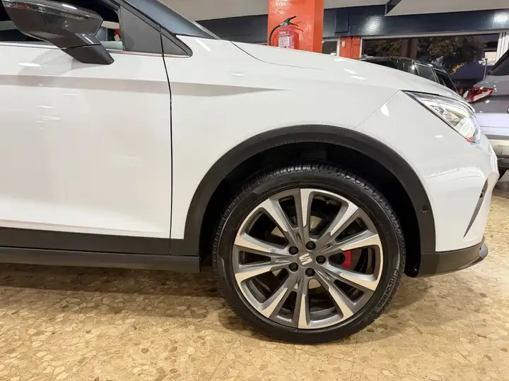 SEAT Arona 2025, foto 22