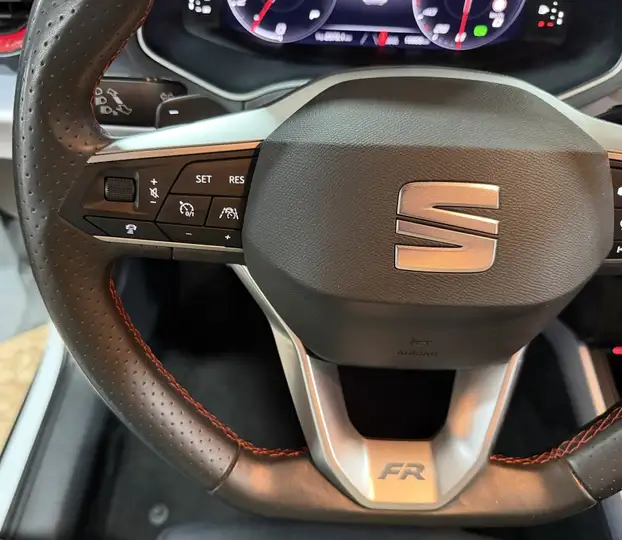 SEAT Arona 2025, foto 19