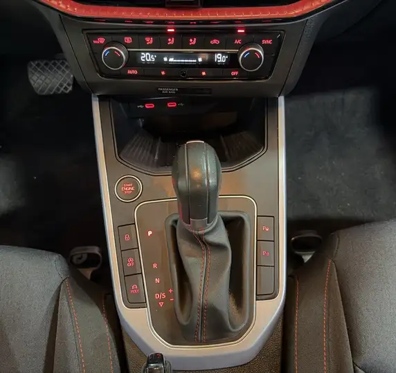 SEAT Arona 2025, foto 17