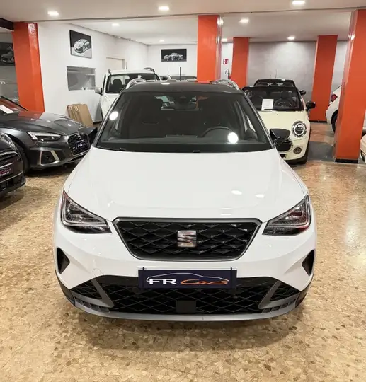 SEAT Arona 2025, foto 2
