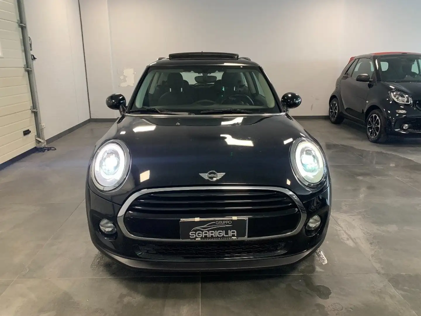 MINI Cooper D 1.5 D Cooper Tetto Apribile Business Schwarz - 2