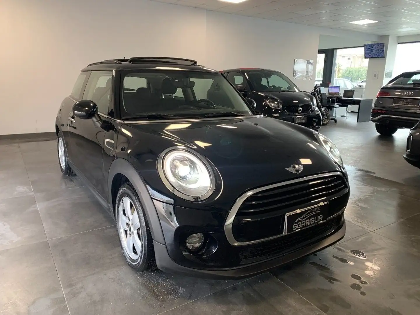 MINI Cooper D 1.5 D Cooper Tetto Apribile Business Schwarz - 1