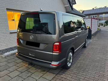Multivan Highline 2,0 TDI BMT DSG Highline