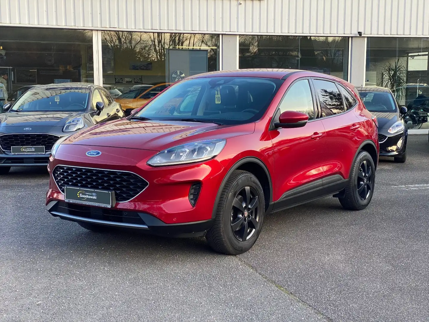 Ford Kuga Trend Winterpaket PDC Rot - 2