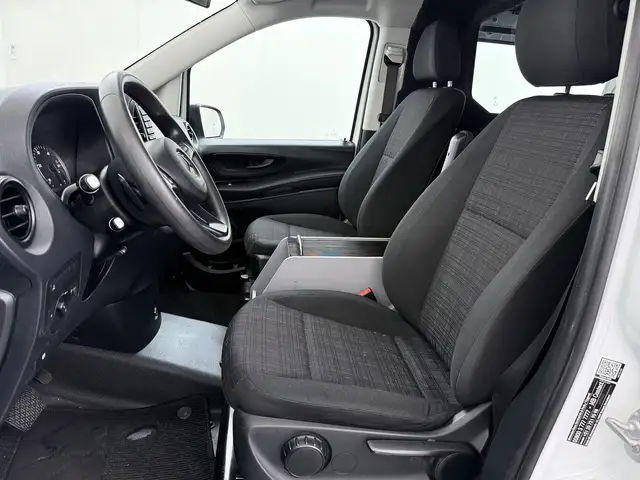 Mercedes-Benz Vito view 10