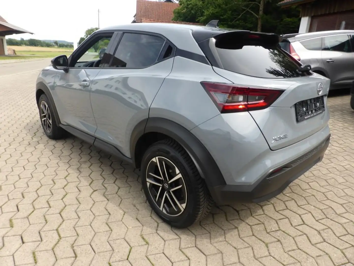 Nissan Juke N-Connecta Grau - 2