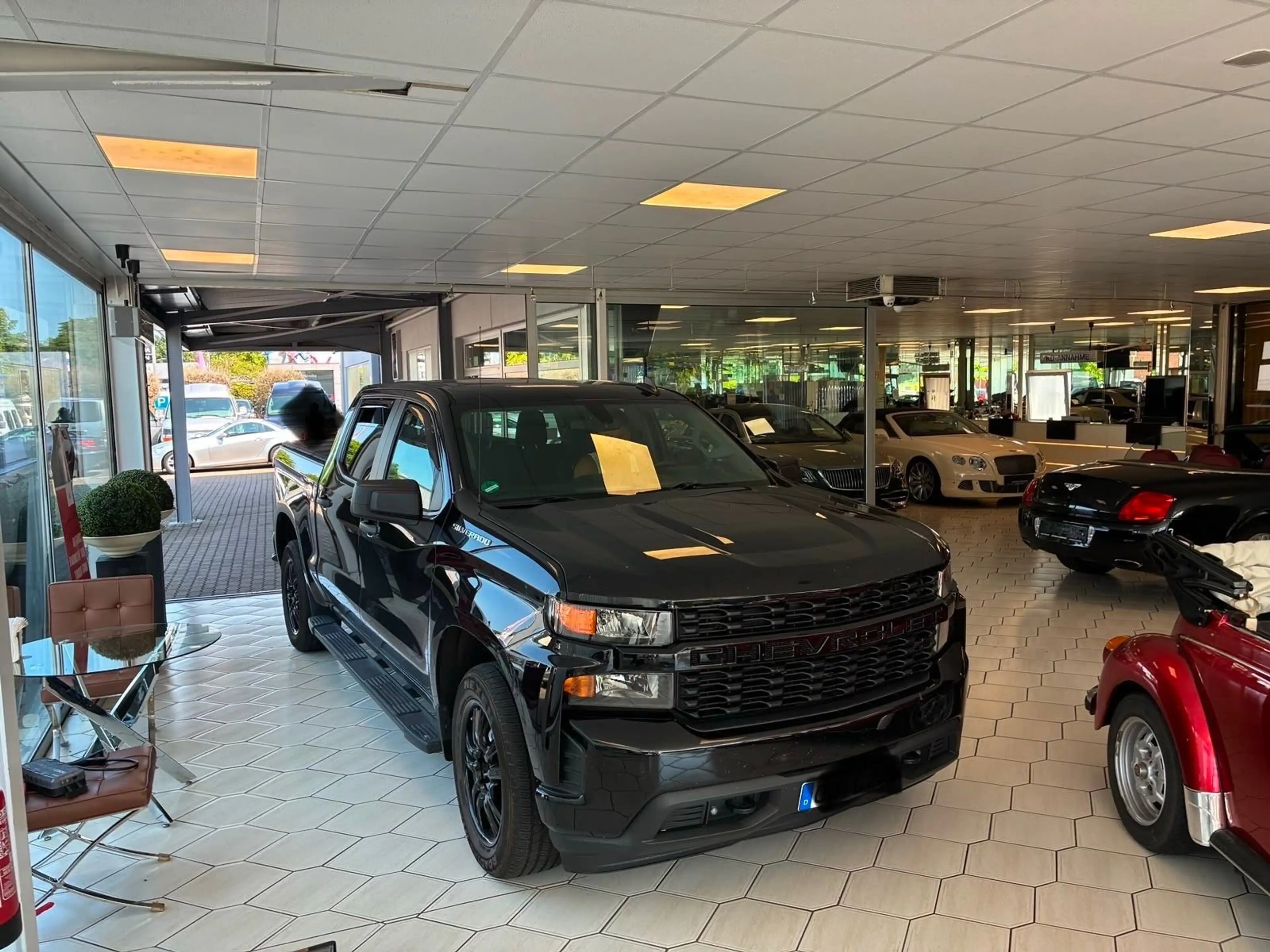Chevrolet Silverado 1500  LTD Custom Crew Cab Pickup Turbo — photo 8