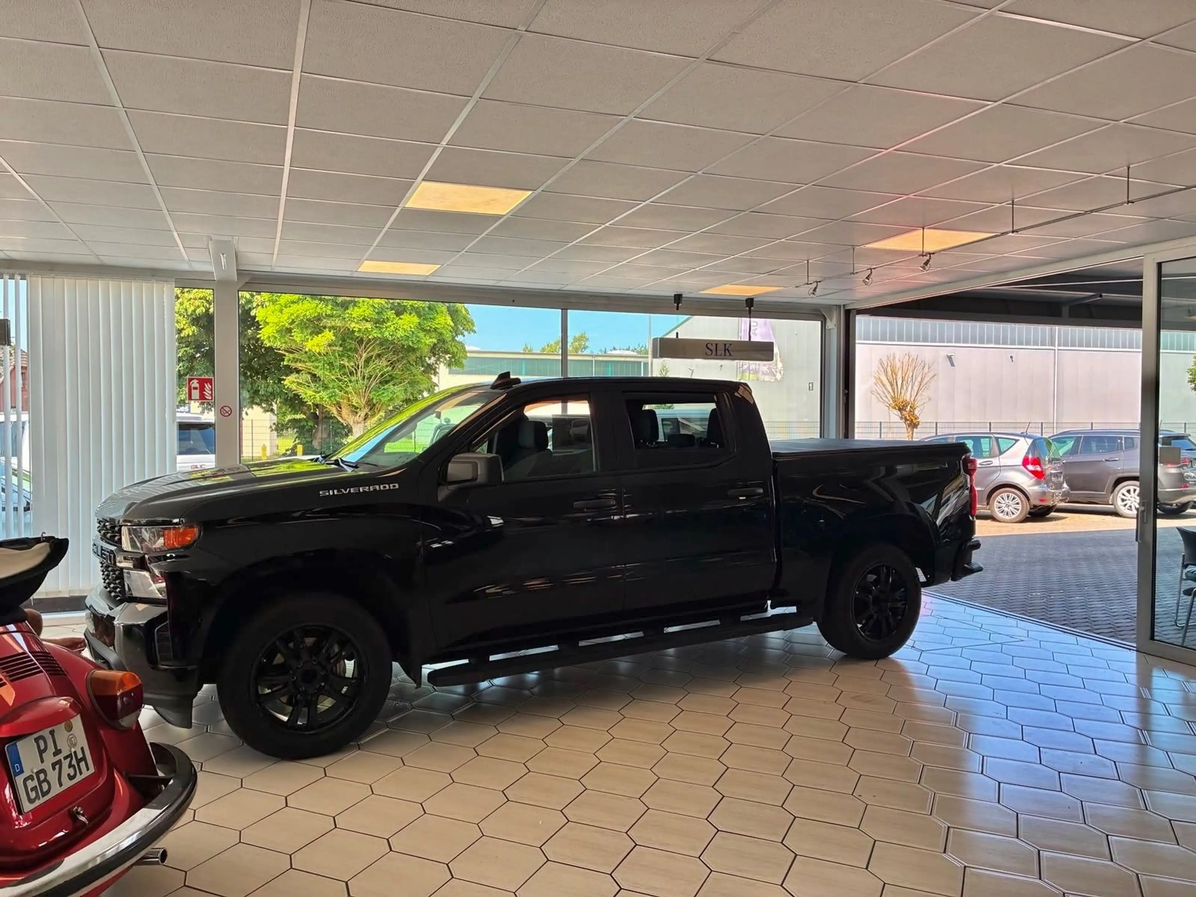 Chevrolet Silverado 1500  LTD Custom Crew Cab Pickup Turbo — photo 6