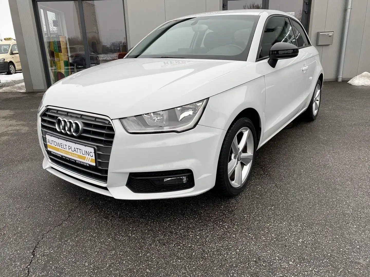 Audi A1 design Tempomat Allwetterreifen Weiß - 1