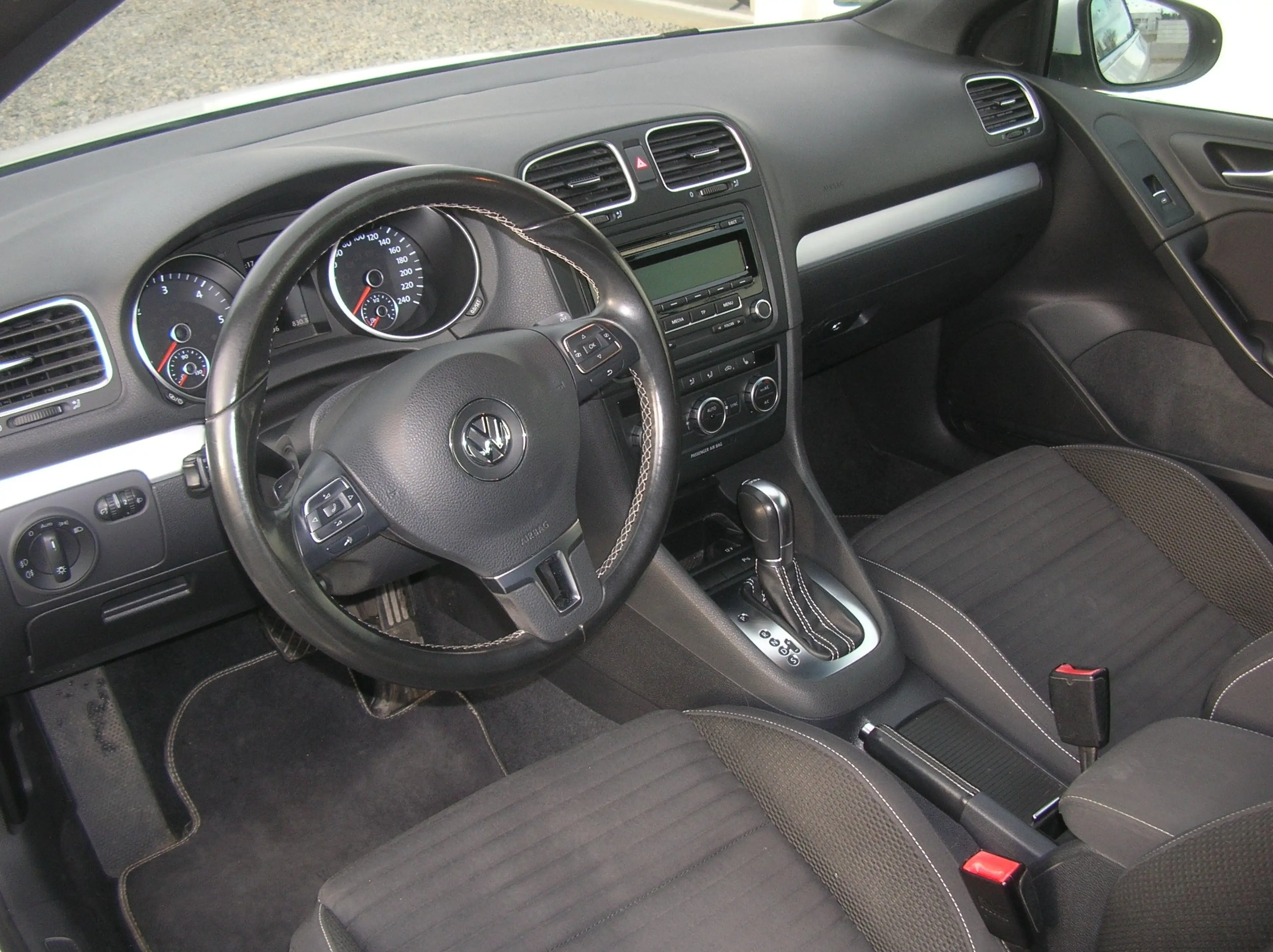 Volkswagen Golf Cabriolet 2.0 TDI Cup BMT - Klima - PDC - AHK - 1.Hand ... — photo 7