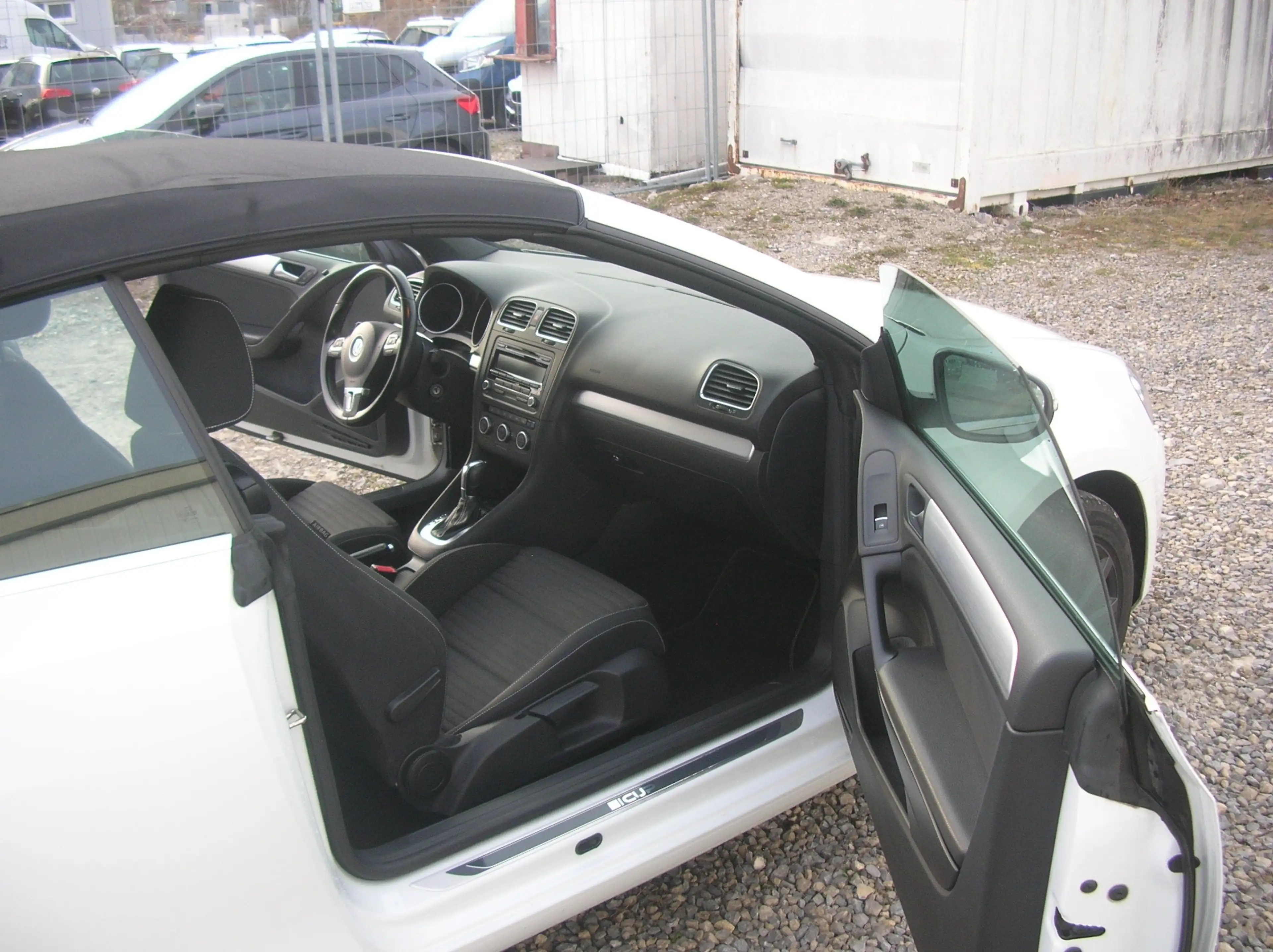 Volkswagen Golf Cabriolet 2.0 TDI Cup BMT - Klima - PDC - AHK - 1.Hand ... — photo 9