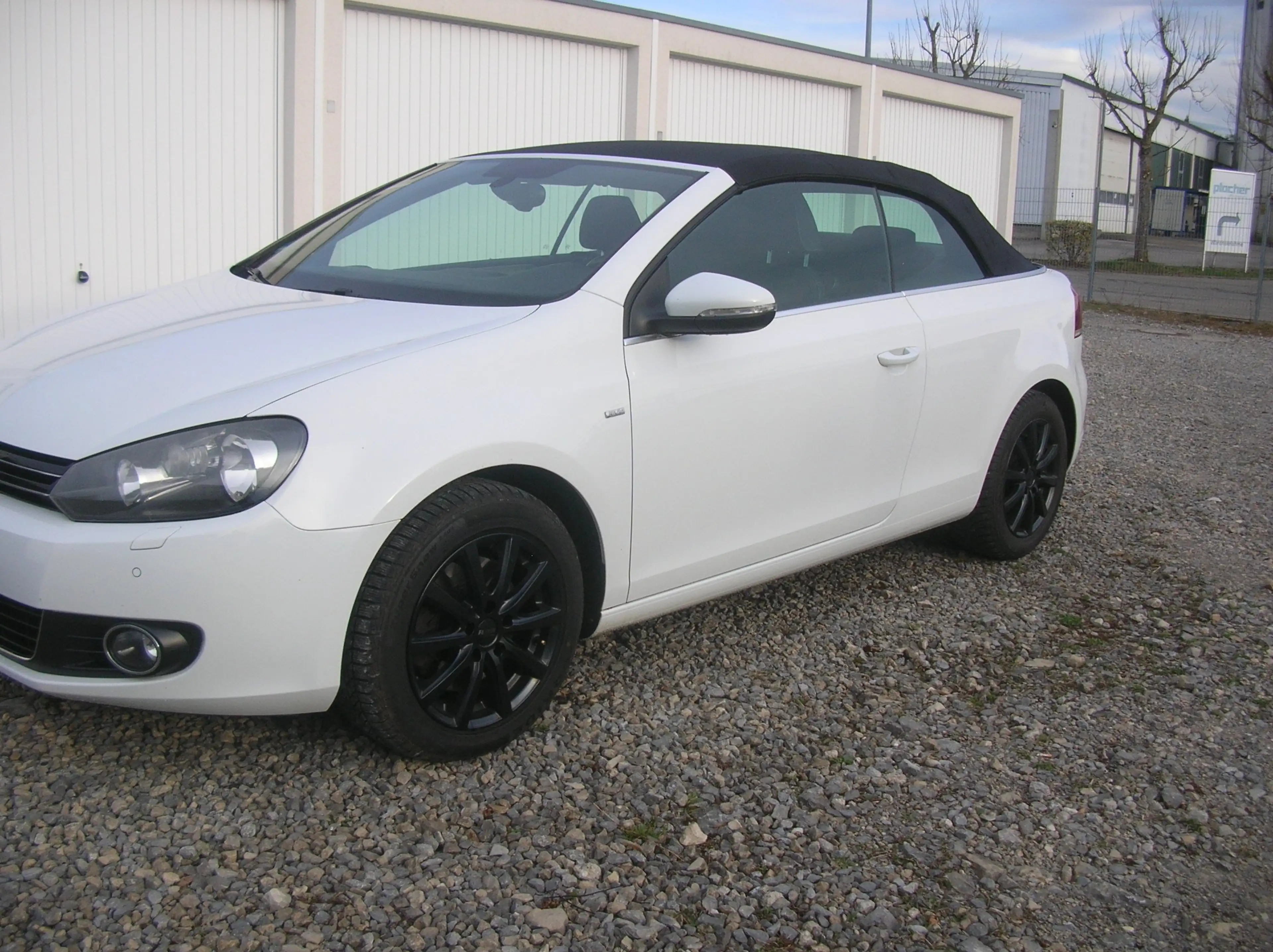 Volkswagen Golf Cabriolet 2.0 TDI Cup BMT - Klima - PDC - AHK - 1.Hand ... — photo 2