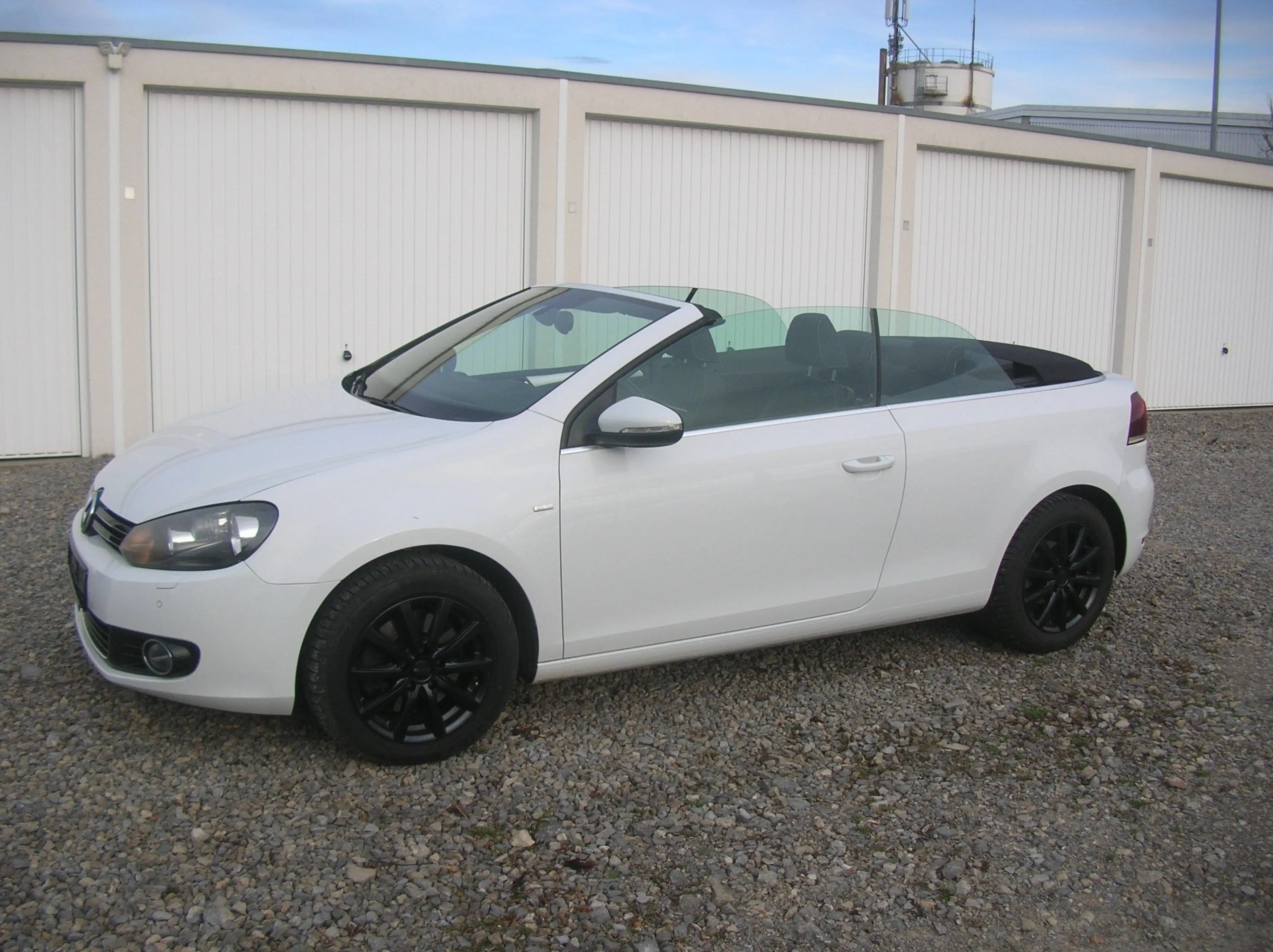 Volkswagen Golf Cabriolet 2.0 TDI Cup BMT - Klima - PDC - AHK - 1.Hand ...