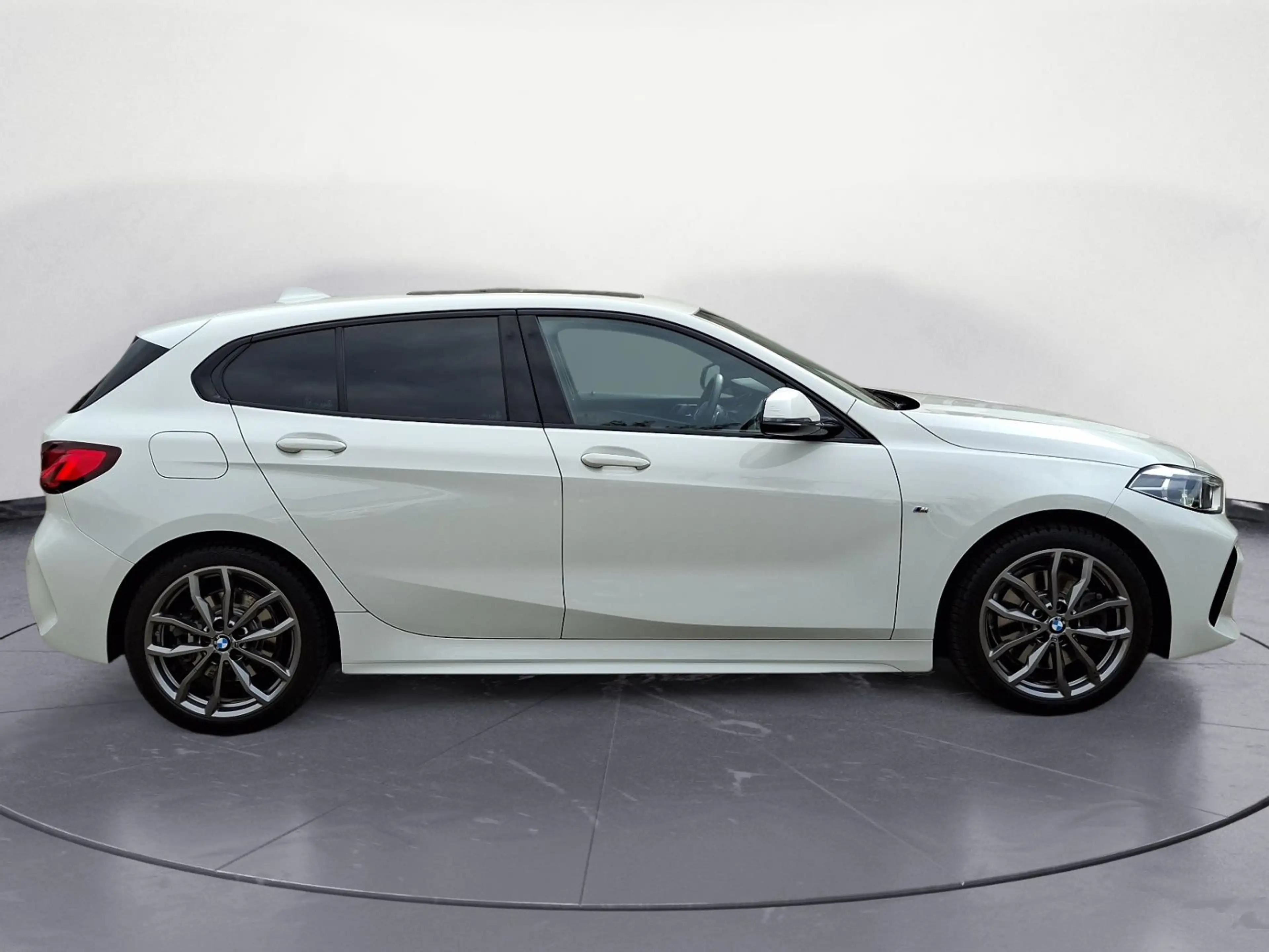 BMW 120 i M Sport Steptronic Sport Aut. DKG Panorama — photo 7