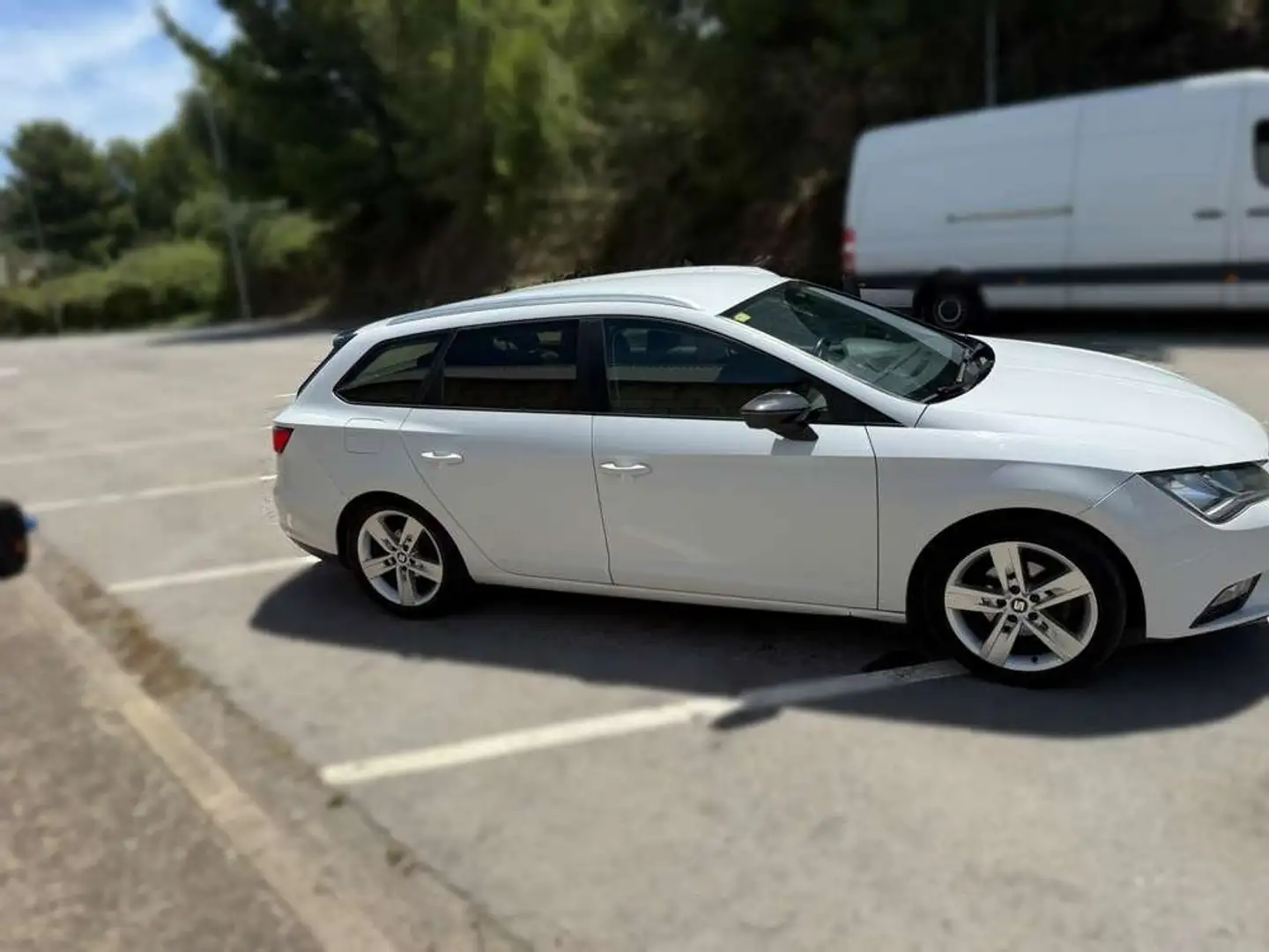 SEAT Leon ST 1.6TDI CR S&S Style Ecomotive 110 Blanco - 2