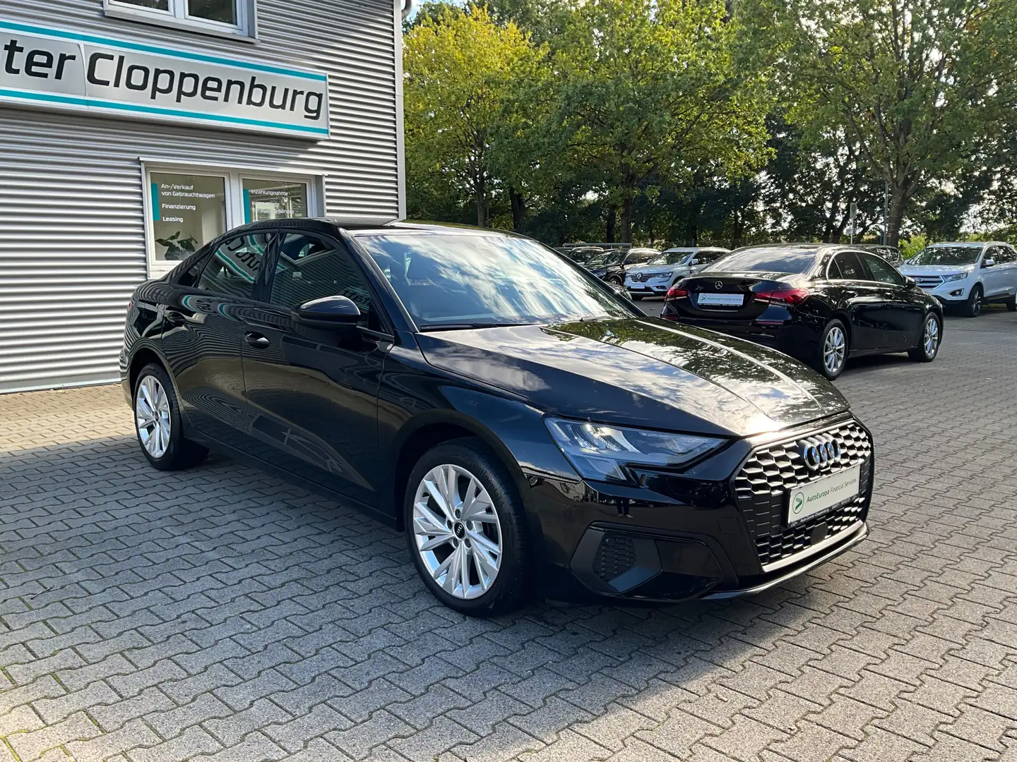 Audi A3 30 TDI S-tronic Limousine Schwarz - 2