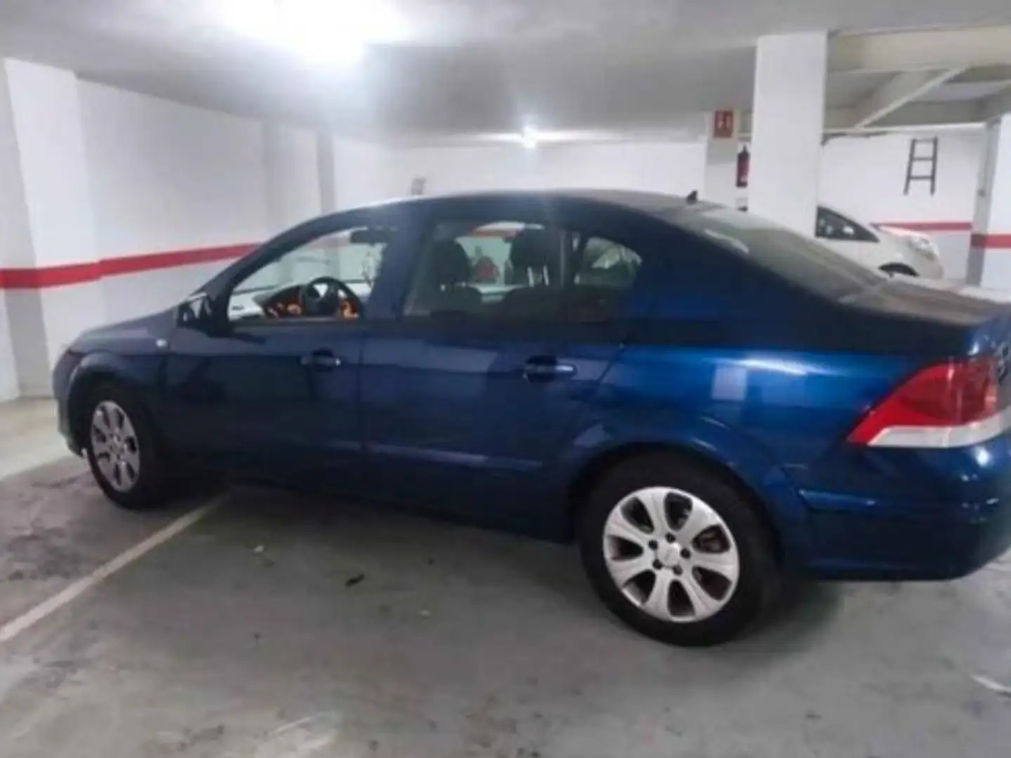 Opel Astra 1.6 16v Energy 115 Azul - 2