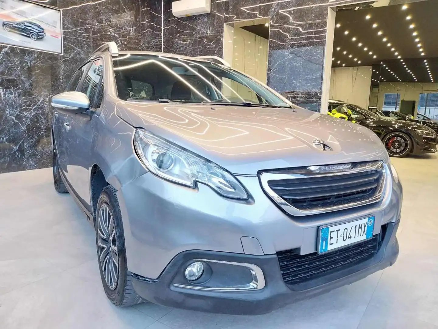 Peugeot 2008 1° serie 1.4 HDI (Garanzia 12Mesi) Grigio - 2