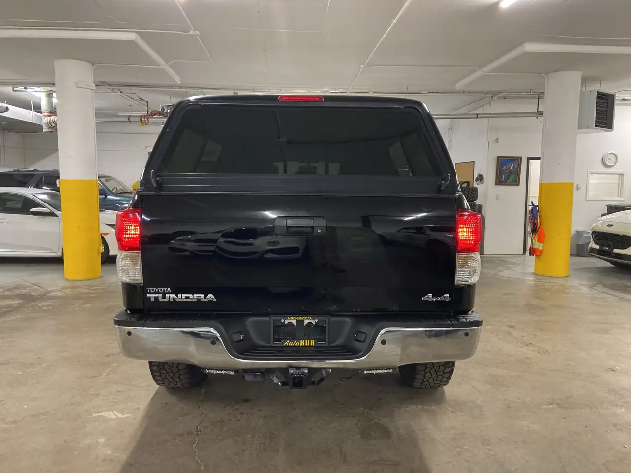 Toyota Tundra снимка Toyota Tundra