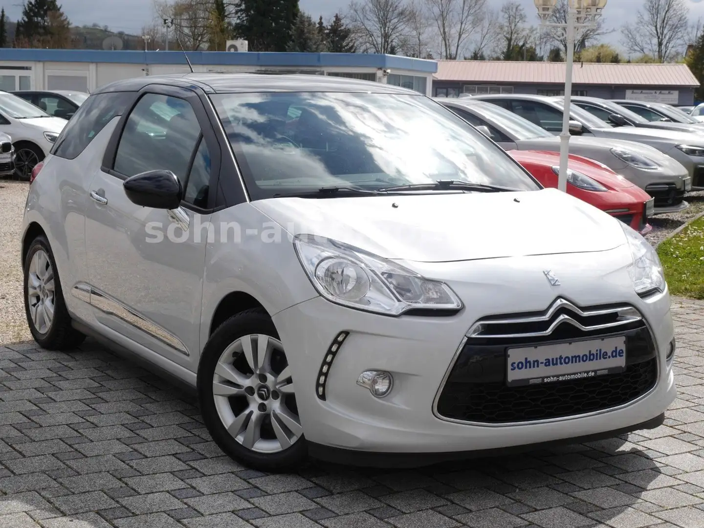 Citroen DS3 SoChic Blue-HDI 2.Hand/Navi/Euro6/Allwetter White - 2