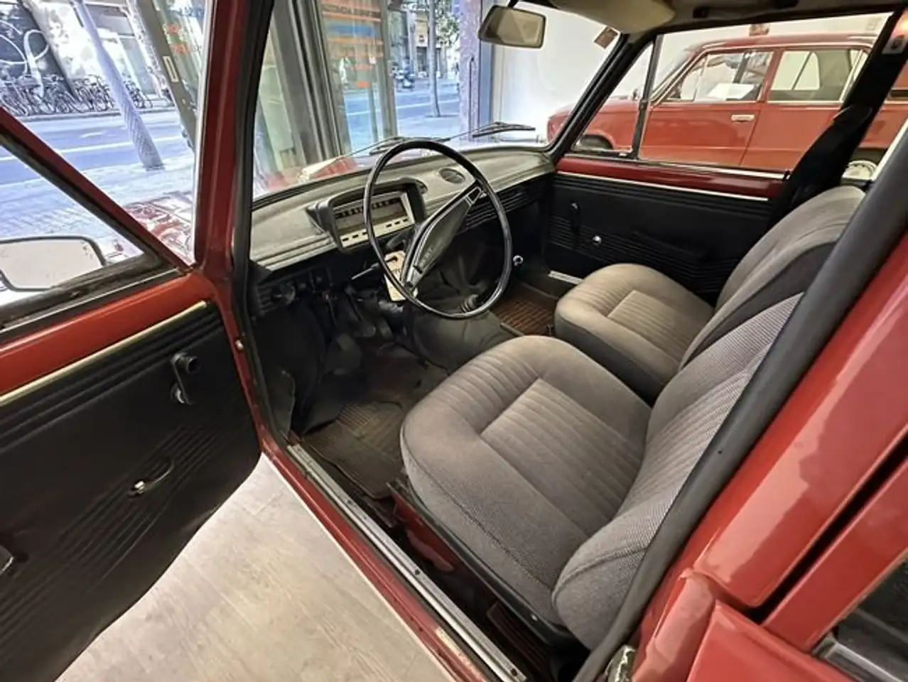 SEAT D, foto 12