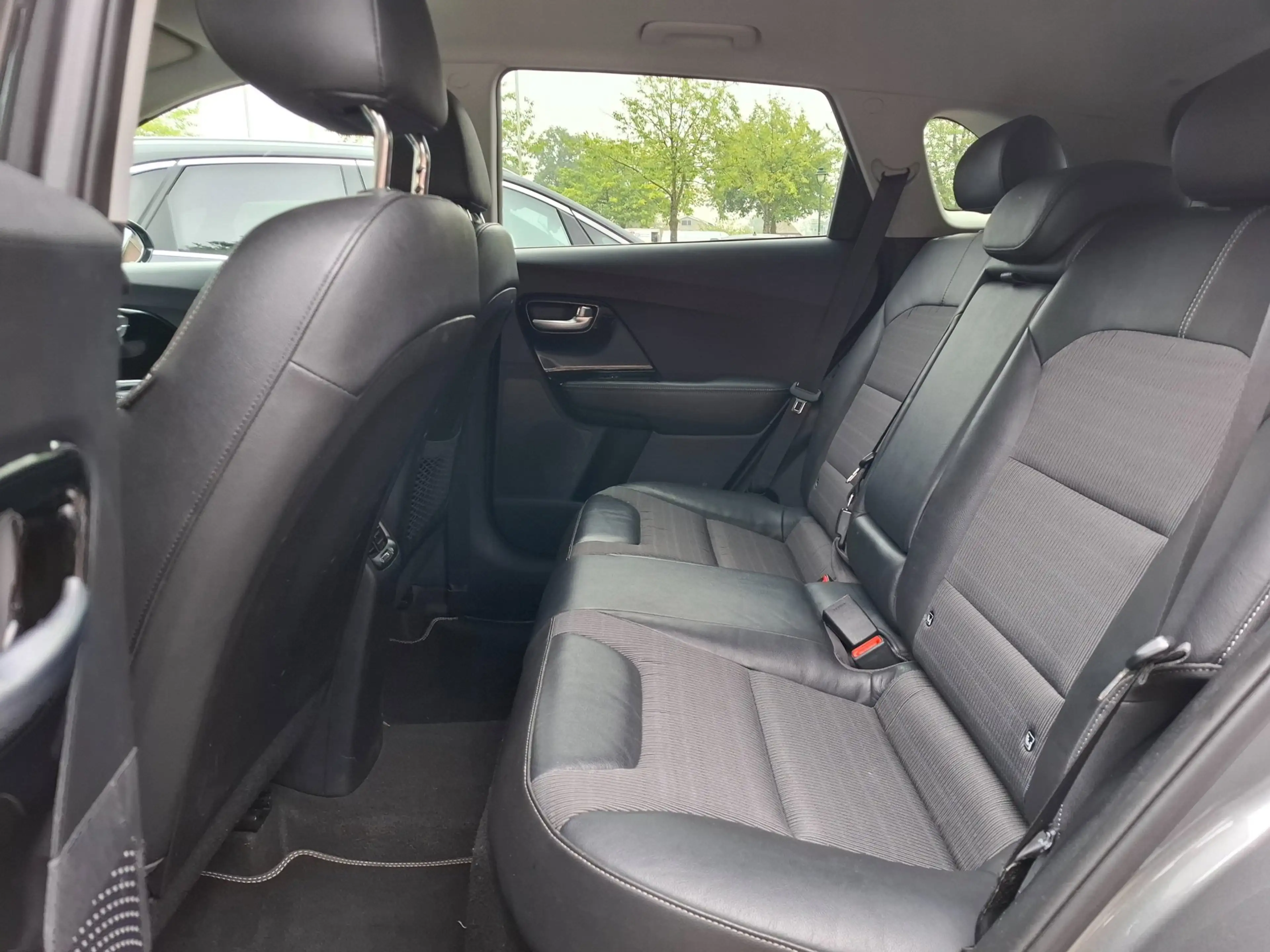 Kia Niro 1.6 GDi Hybrid Edition. Dealer onderhouden. O.a. s — photo 5