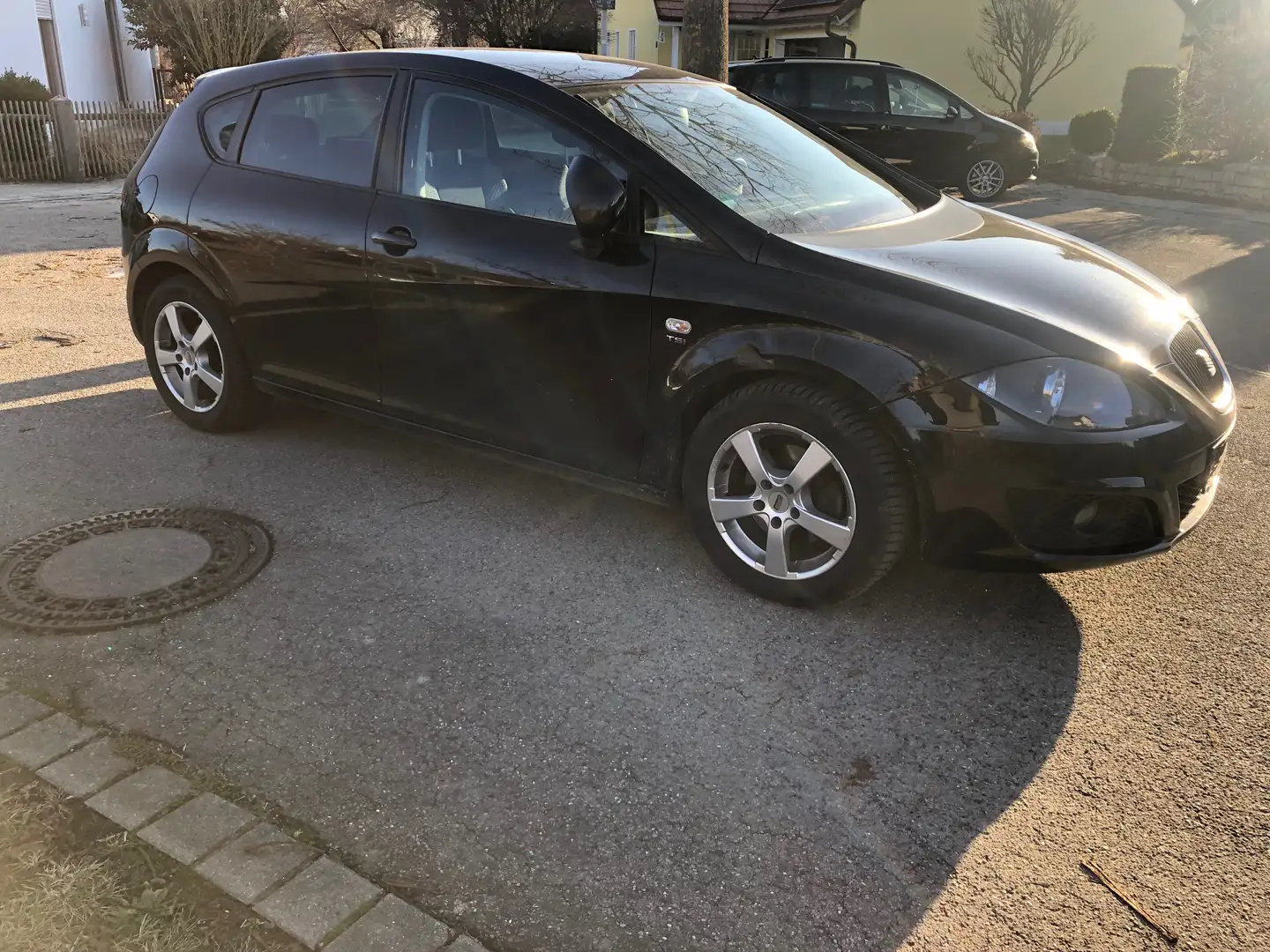 SEAT Leon Leon 1.2 TSI Ecomotive Good Stuff Negru - 1