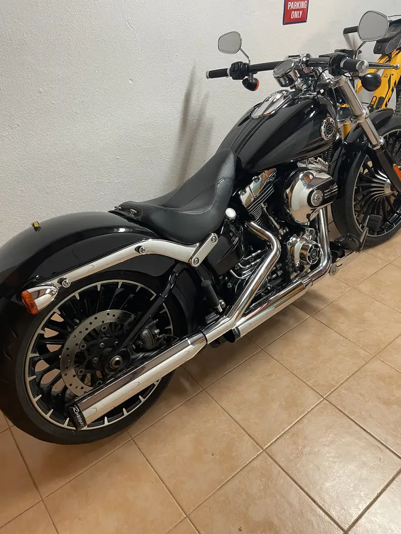 Harley-Davidson Softail Breakout, Extras Alforja, Respaldo Acompañante, Pu - 2