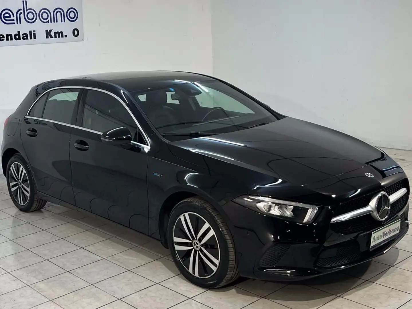 Mercedes-Benz A 250 A 250 e phev (eq-power) Sport auto Nero - 1