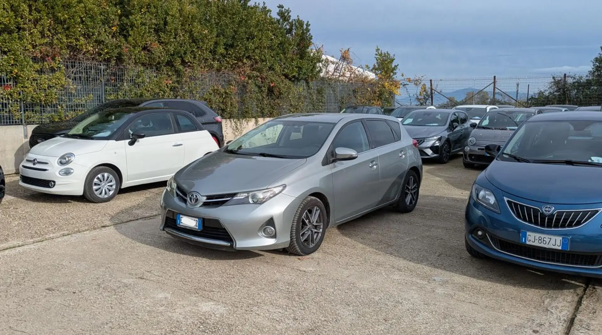 Toyota Auris 1.4d 90cv CRUISE CONTROL CERCHI IN LEGA Grigio - 1