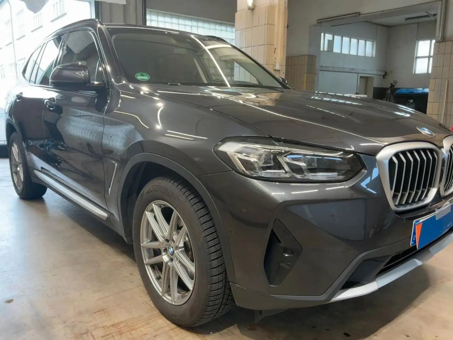 BMW X3 XDRIVE 20 d LEDER NAV LED CAMERA SPUR AHK Gris - 2