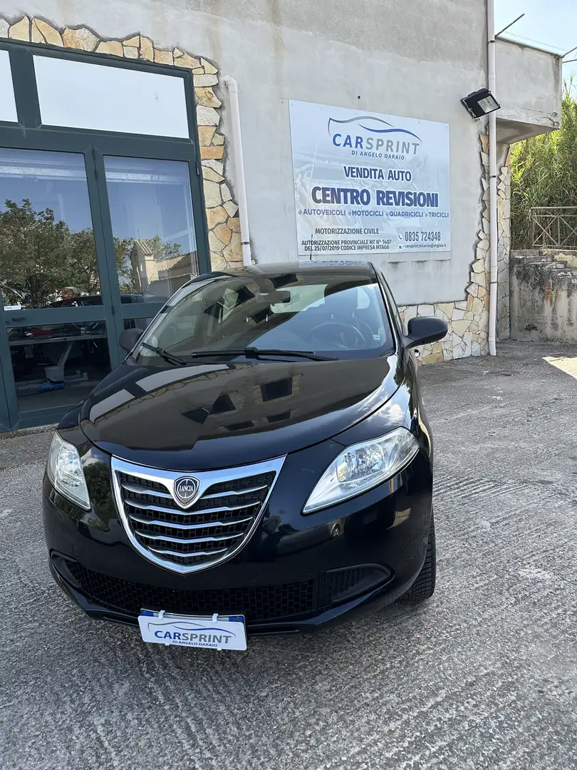 Lancia Ypsilon 0.9 t.air Silver s&s 85cv Negro - 1