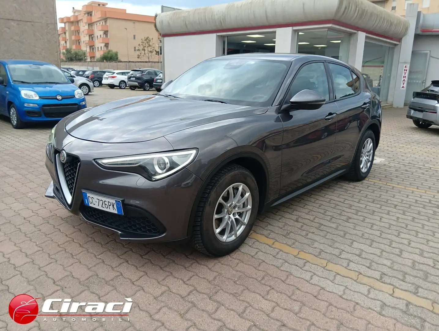 Alfa Romeo Stelvio 2.2 Turbodiesel 190 CV AT8 Q4 Business Grigio - 2