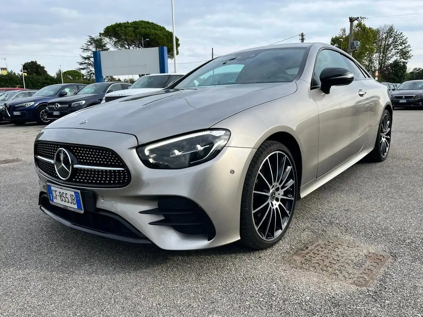 Mercedes-Benz E 400 E Coupe 400 d Premium 4matic 330cv auto GF855JB Argento - 2