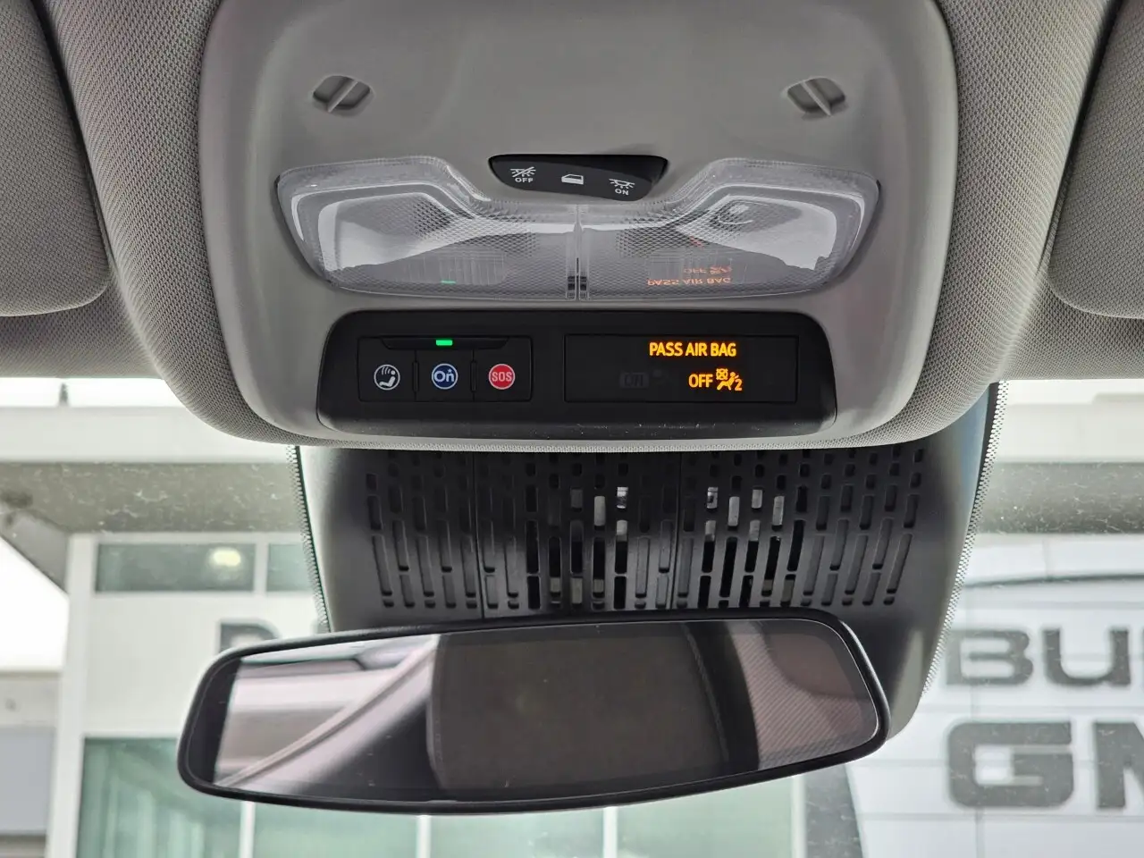 Chevrolet Bolt снимка Chevrolet Bolt