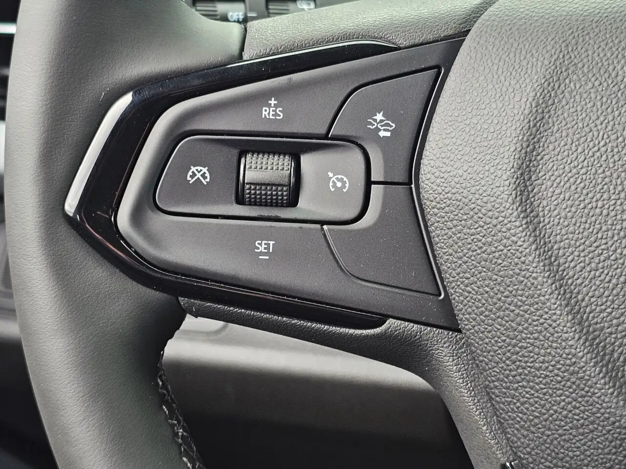 Chevrolet Bolt снимка Chevrolet Bolt