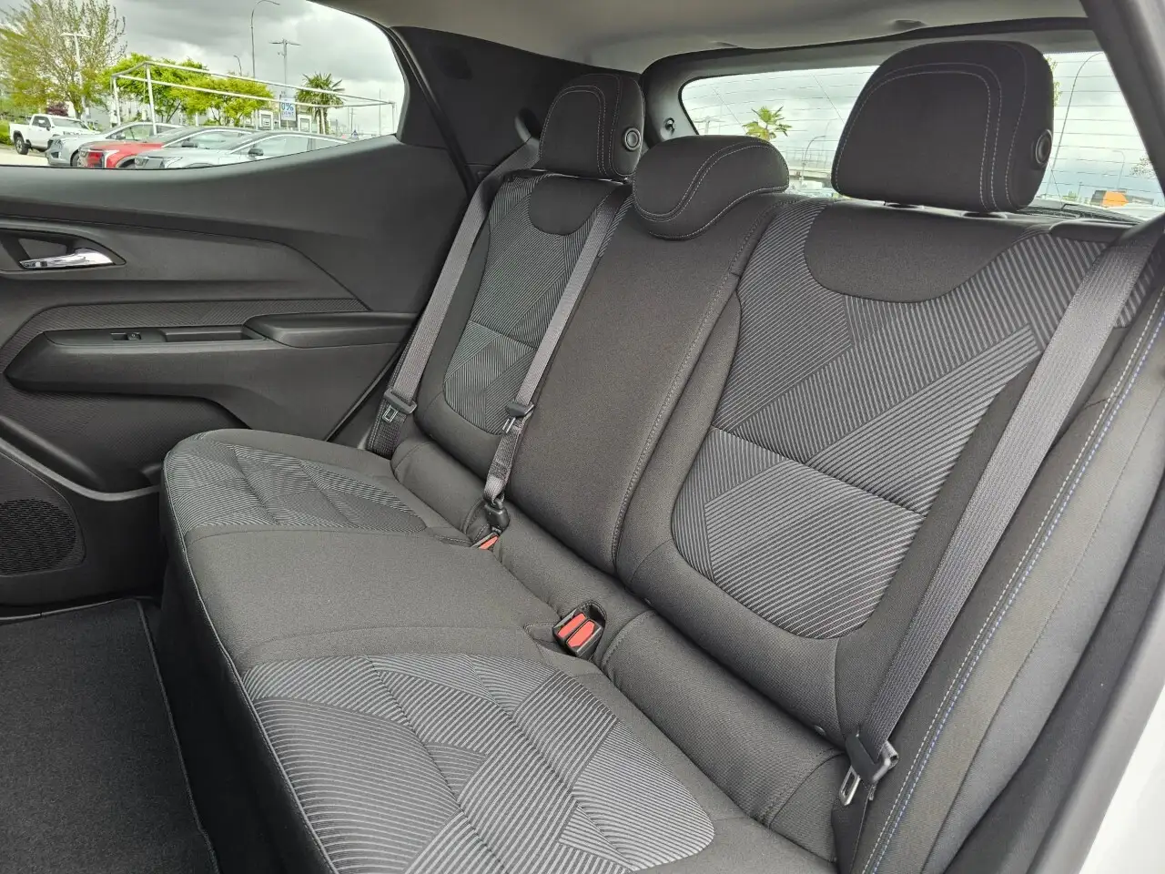 Chevrolet Bolt снимка Chevrolet Bolt