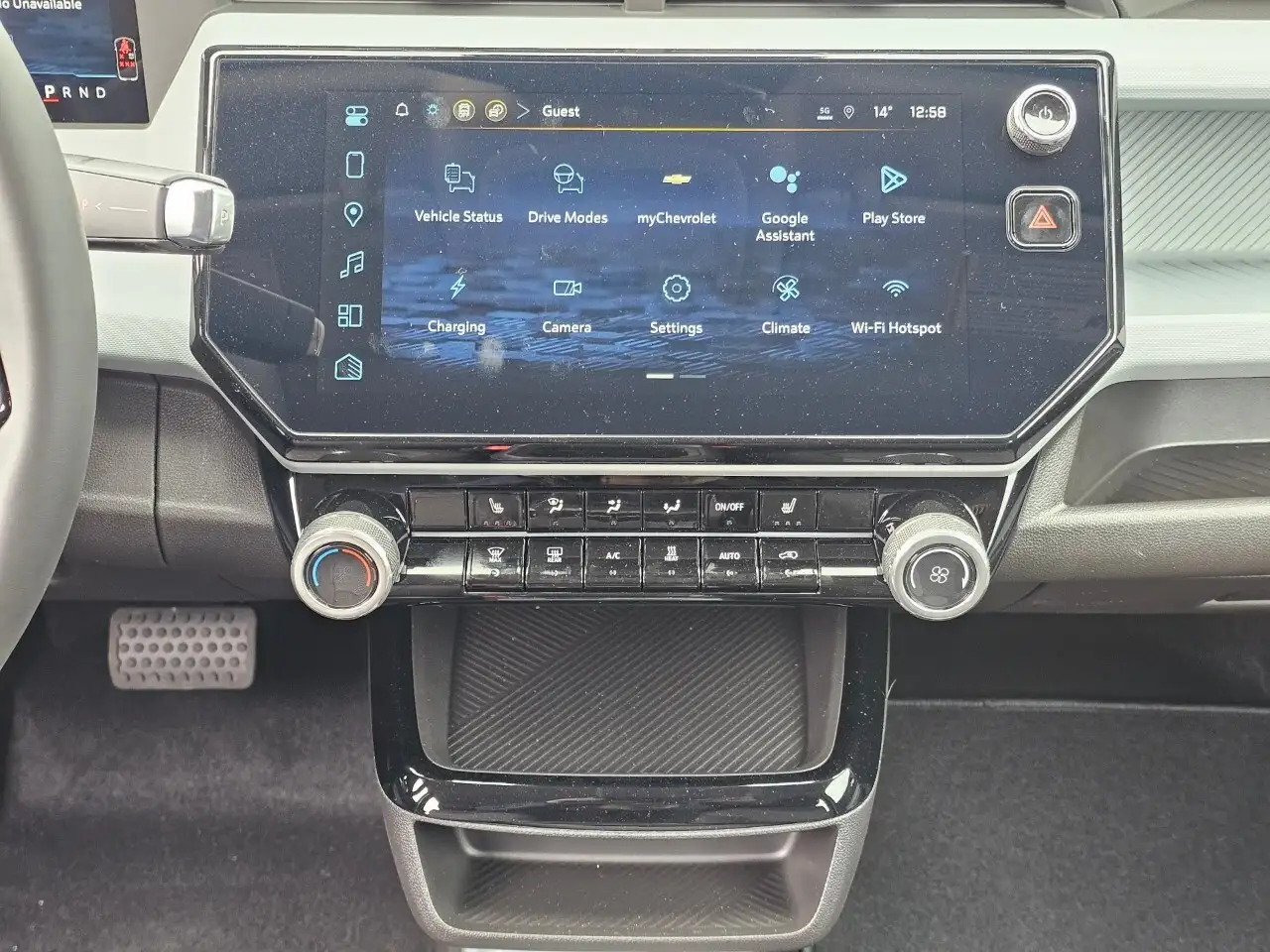 Chevrolet Bolt снимка Chevrolet Bolt