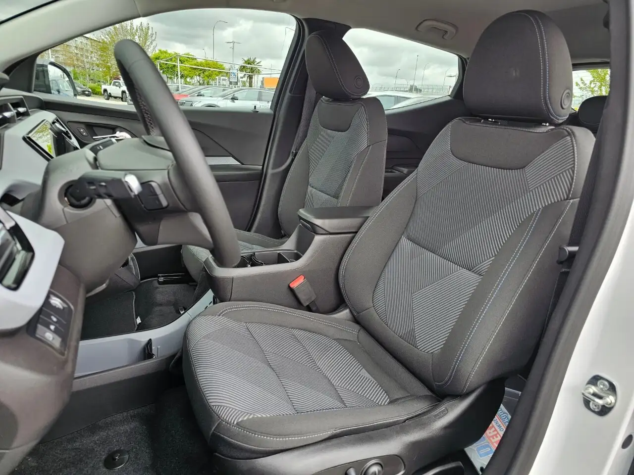 Chevrolet Bolt снимка Chevrolet Bolt