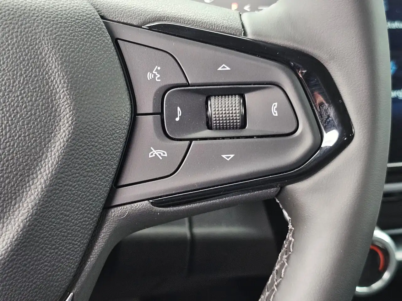 Chevrolet Bolt снимка Chevrolet Bolt