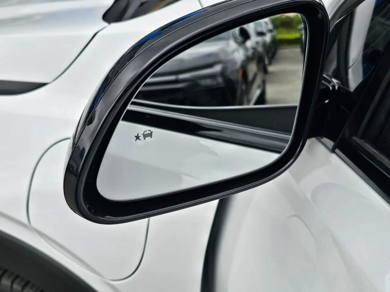Chevrolet Bolt снимка Chevrolet Bolt