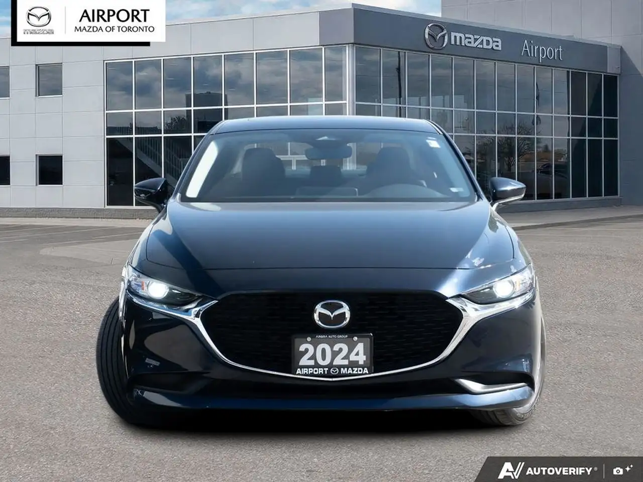 Mazda 3 снимка Mazda 3