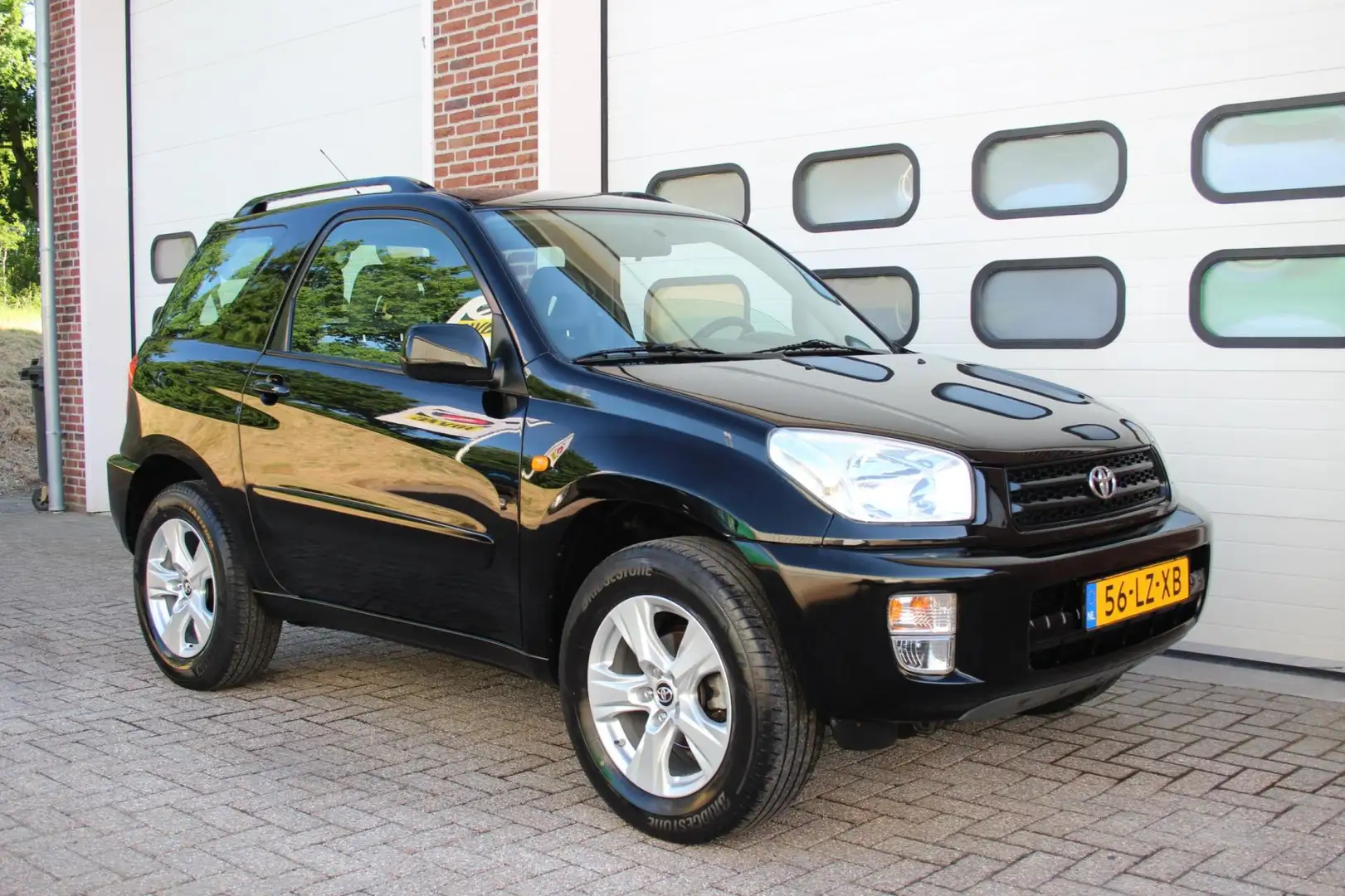Toyota RAV 4 1.8-16V VVT-i Luna 3-Deurs * 2WD / 64.130KM Nap! * Noir - 1