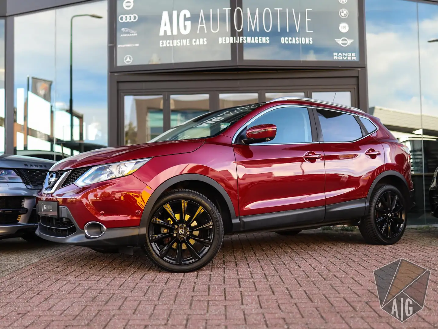 Nissan Qashqai 1.6 Tekna | Keyless | 360° Camera | Stoelverw. | P Rot - 1