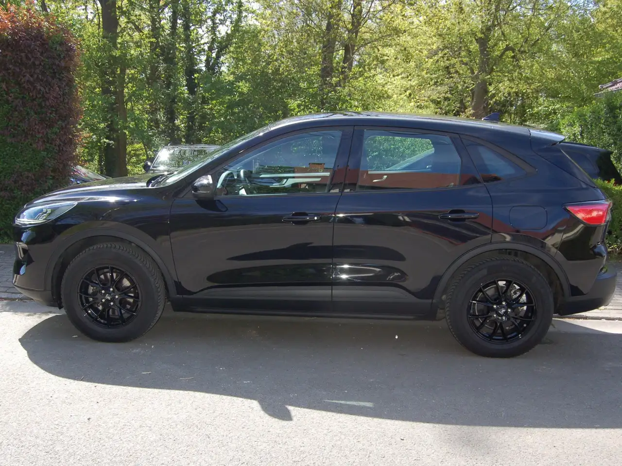 Ford Kuga Kuga 1.5 EcoBoost FWD SPORT BLACK J.A GPS PDC SIEGES CHAUFFANTS