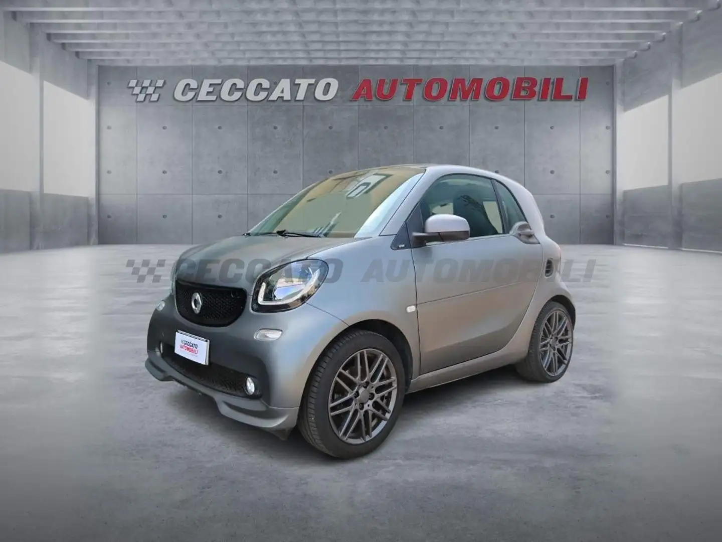 smart forTwo Fortwo 0.9 t Brabus Style 90cv twinamic Grigio - 1