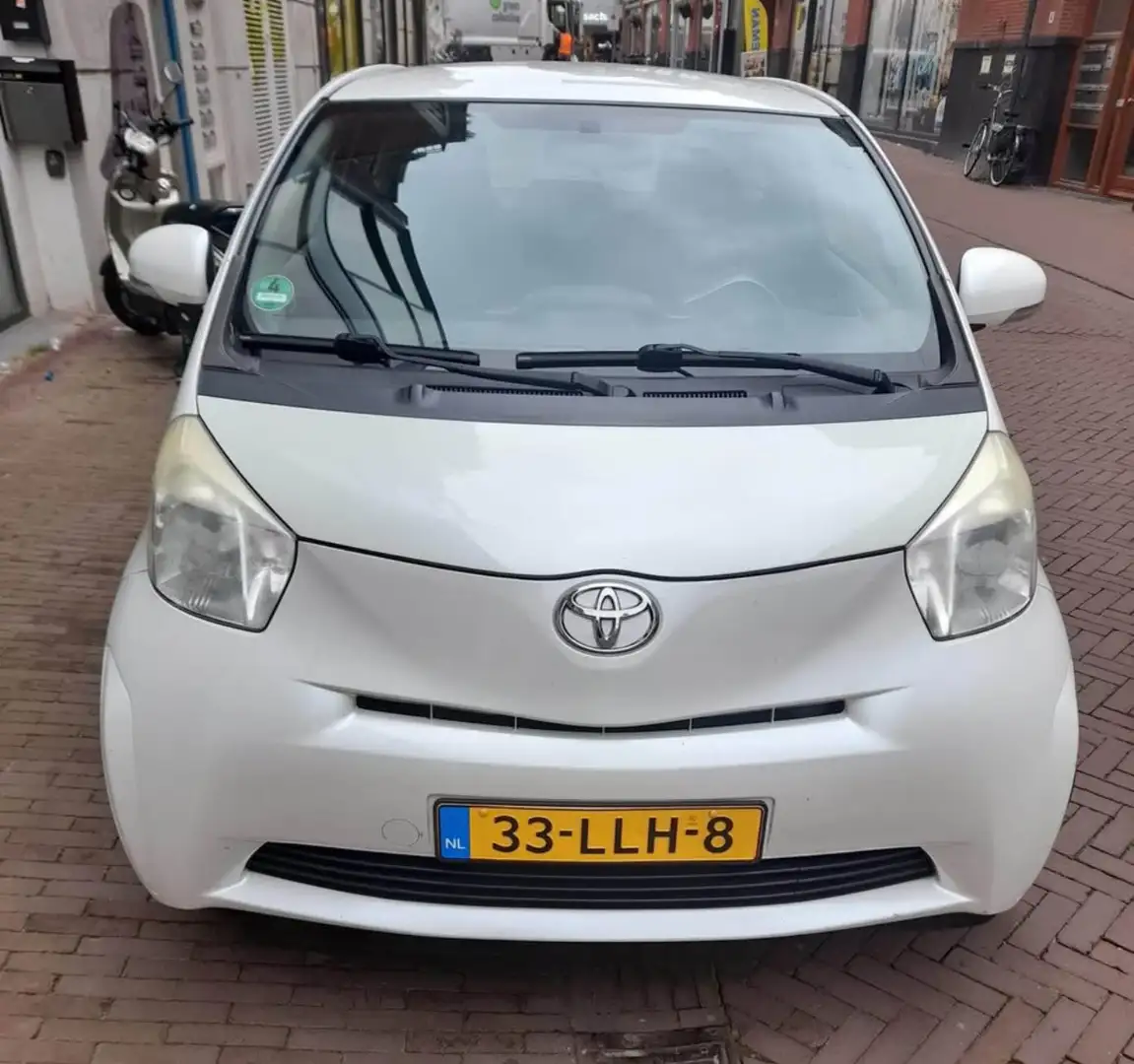 Toyota iQ 1.0 VVTi Access Bianco - 1