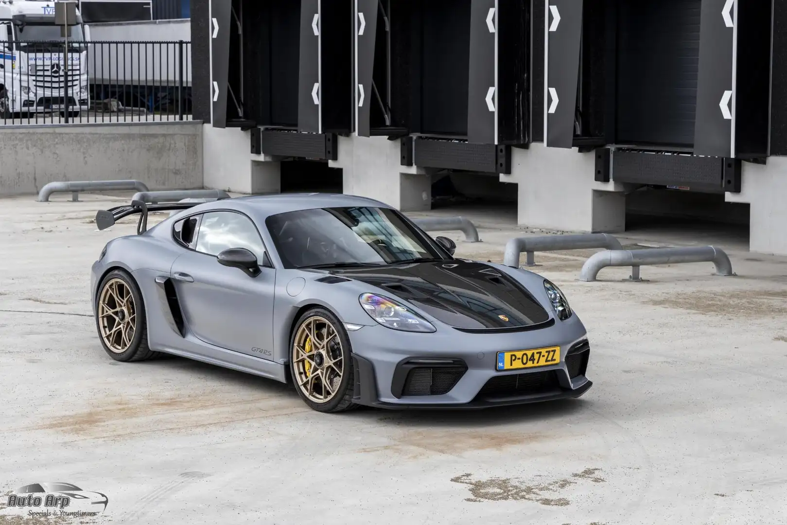 Porsche 718 GT4 RS Gris - 2
